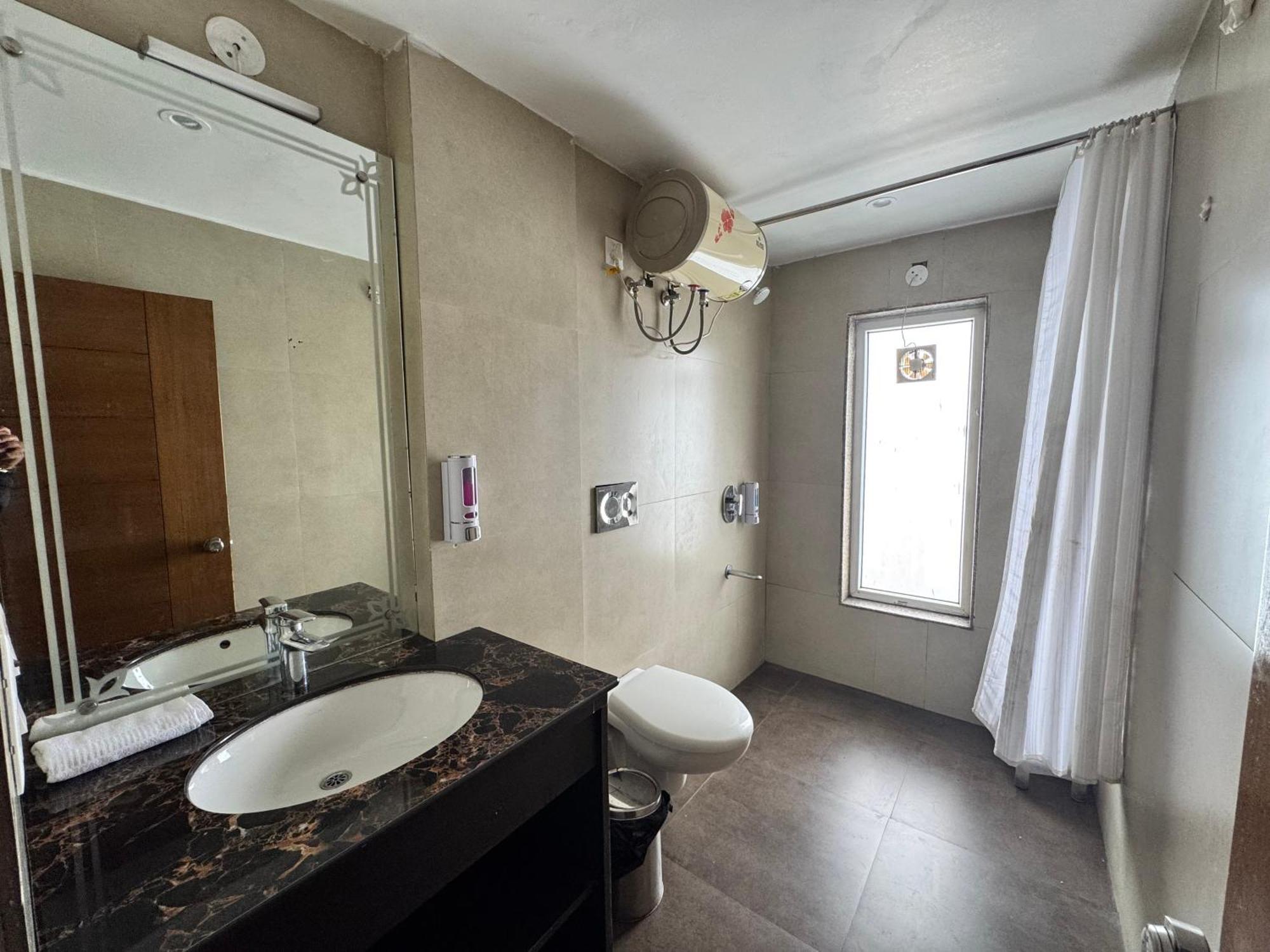 Ab'S Abode-A Boutique Hotel Mussoorie Buitenkant foto
