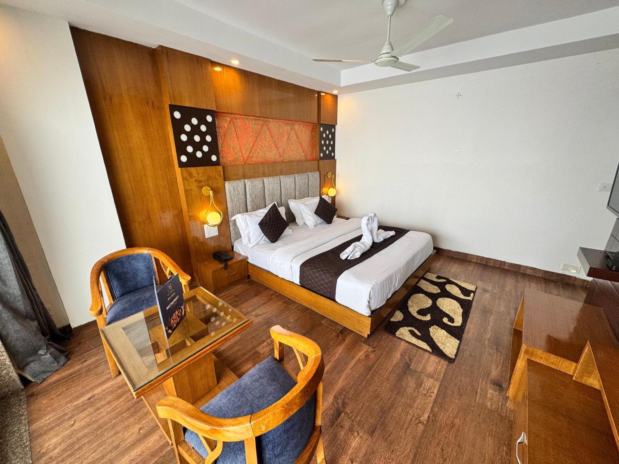 Ab'S Abode-A Boutique Hotel Mussoorie Buitenkant foto